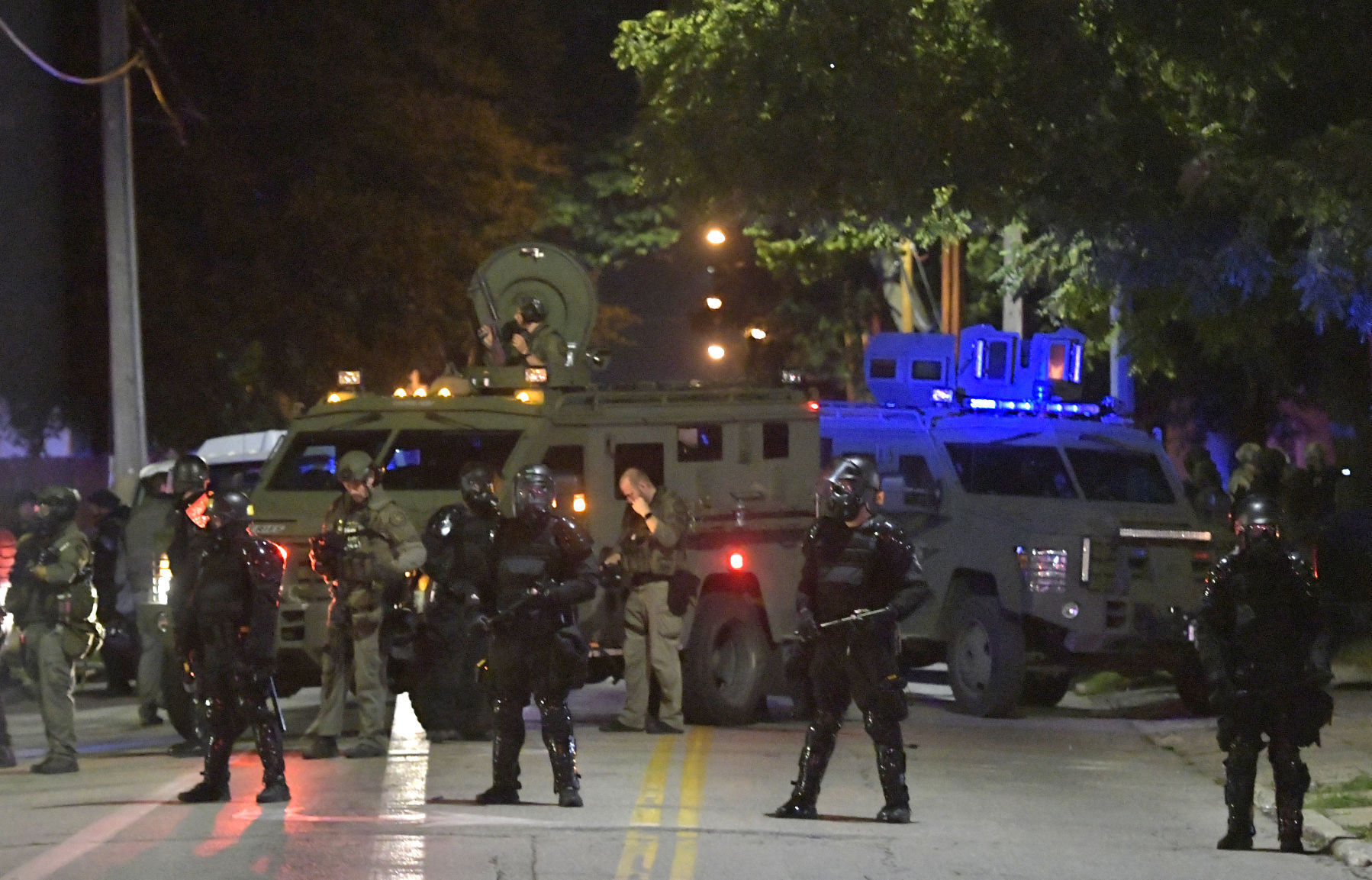 CIVIL UNREST AFTER OFFICER SHOOTING - TUESDAY